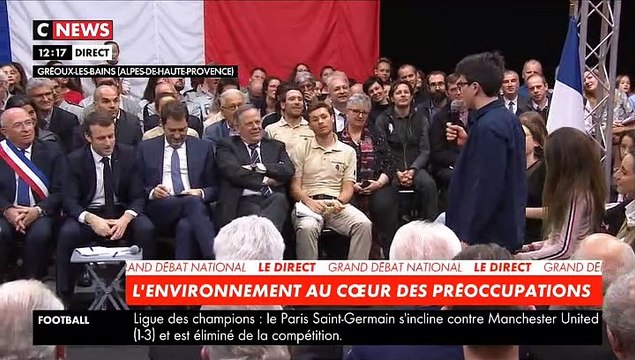 Emmanuel Macron interpellé par un collégien: Quand est-ce que vous allez réagir pour l'environnement, puisque vous en avez le pouvoir ? - VIDEO