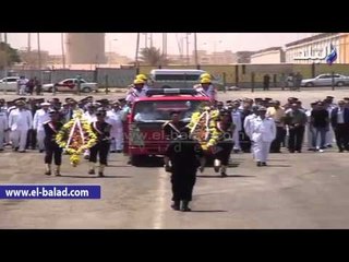 وزير الداخلية ومحافظ القاهرة يتقدمان جنازة العقيد الشهيد هشام العزب رئيس مرور النزهة