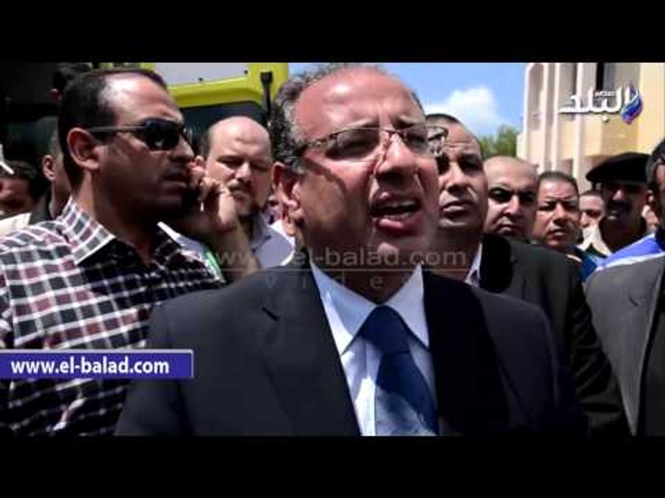 محافظ البحيرة ومدير الأمن يطمئنان على مصابى حادث تفجير اتوبيس شرطة