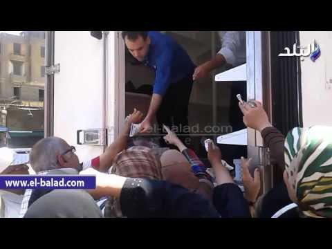 المواطنون يلتفون حول سيارات القوات المسلحة لشراء اللحوم بشبرا