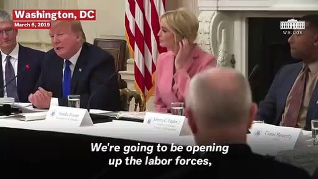 Watch: Trump Calls Apple CEO Tim Cook 'Tim Apple'