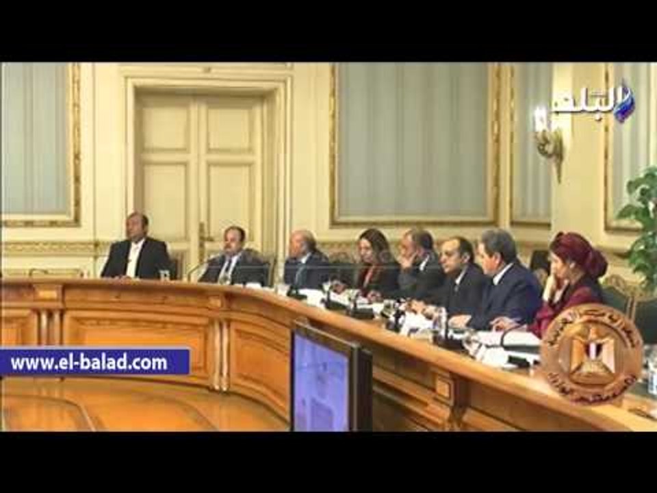 "محلب" يعقد اجتماعاً لمتابعة استعدادات تطبيق منظومة الكروت الذكية لـ"البترول"