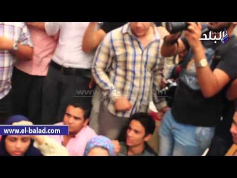 طلاب التنسيق يقطعون شارع القصر العيني بعد لقاء مسئولين بـ التعليم العالي