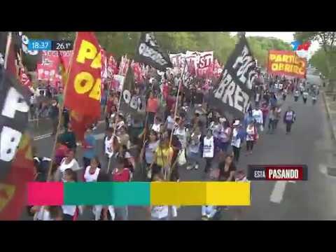 Marcha en apoyo a Maduro frente a la Embajada de Estados Unidos