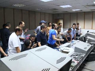 العاملين بقناة صدى البلد اثناء بيان الفريق اول عبد الفتاح السيسي