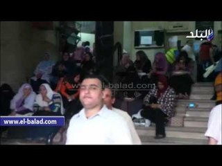 صدى البلد | العاملون بالأوقاف يغلقون بوابة «الهيئة» بالدقي للمطالبة بصرف رواتبهم