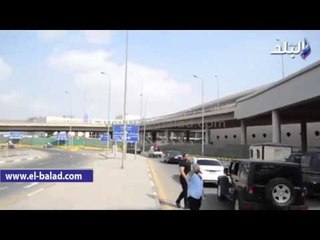 صدى البلد |  وصول الموسيقار العالمي ياني مطار القاهرة