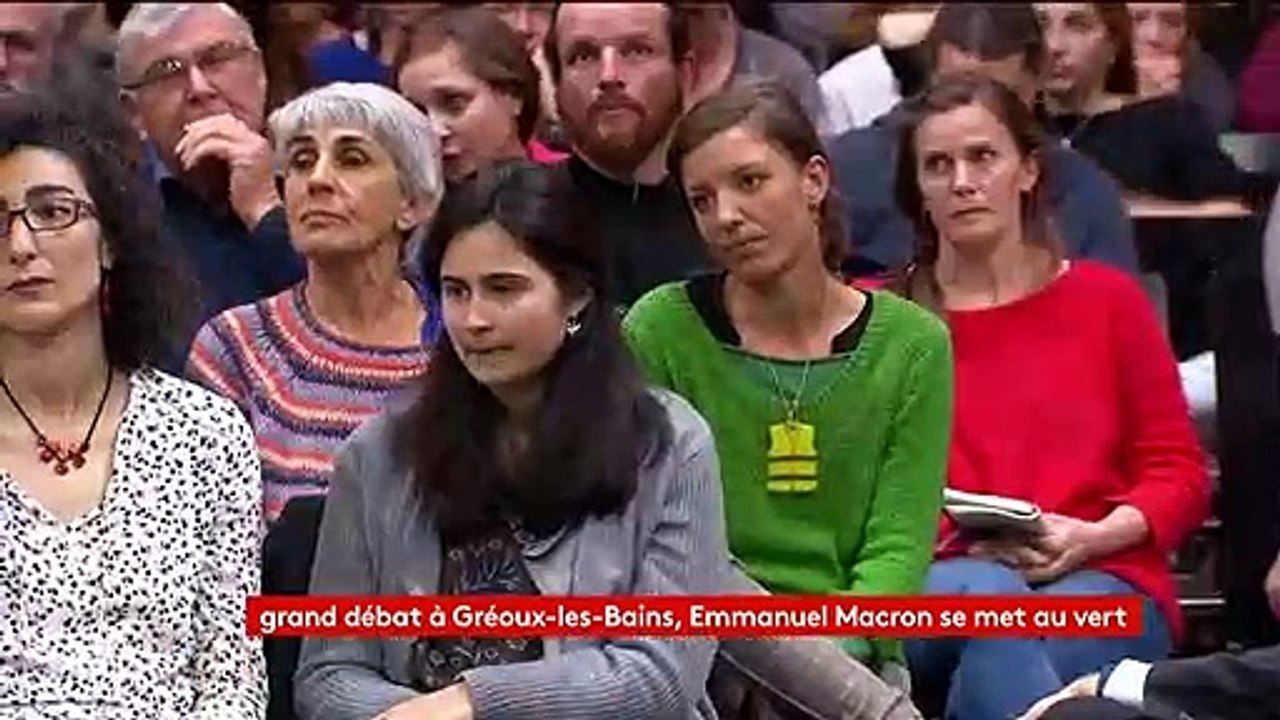 "Gilets jaunes" : Macron juge "inacceptable dans un Etat de droit" de parler de "violences policières"