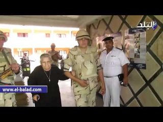 صدى البلد | القوات المسلحة تساعد كبار السن وذوى الاحتياجات الخاصة بلجان الفيوم