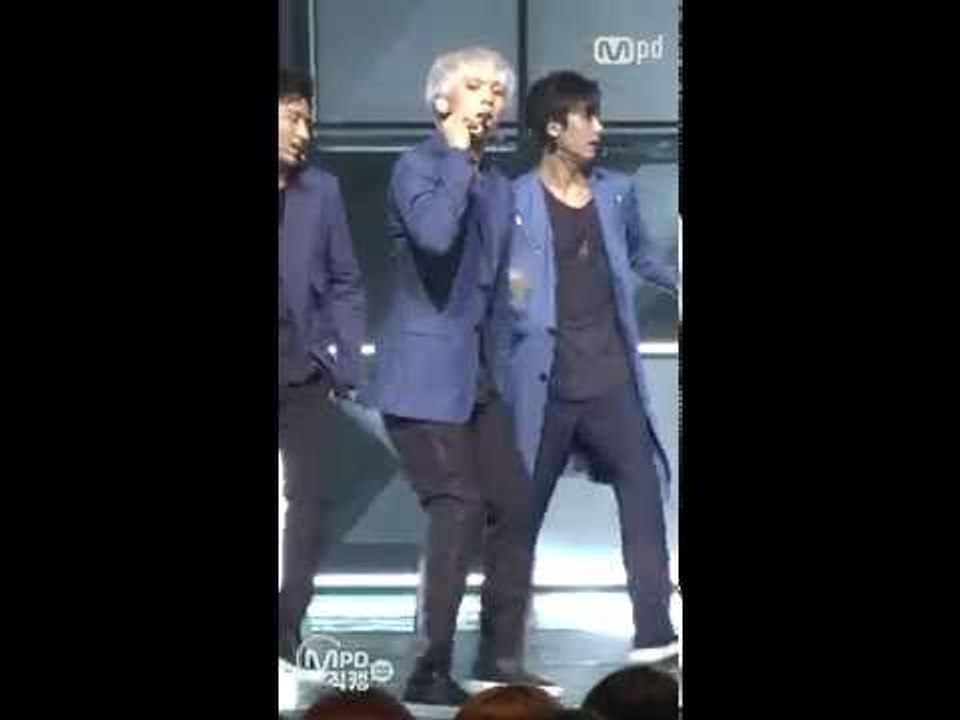 [MPD직캠] 몬스타엑스 민혁 직캠 걸어 ALL IN MONSTA X MIN HYUK Fancam @엠카운트다운_160519