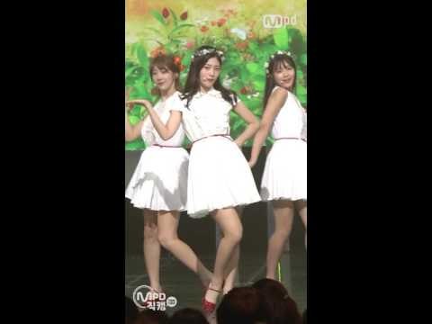 [MPD직캠] 다이아 채연 직캠 그 길에서 On the road DIA Chae Yeon Fancam @엠카운트다운_160707