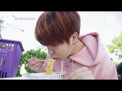 [GOT7's Hard Carry] Must do thing at Han River: Eating instant Ramyeon Ep.4 Part 13