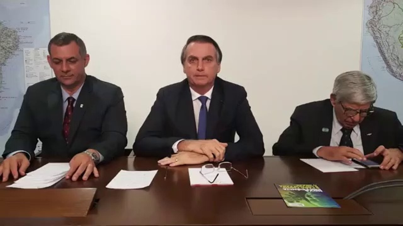 Bolsonaro faz live