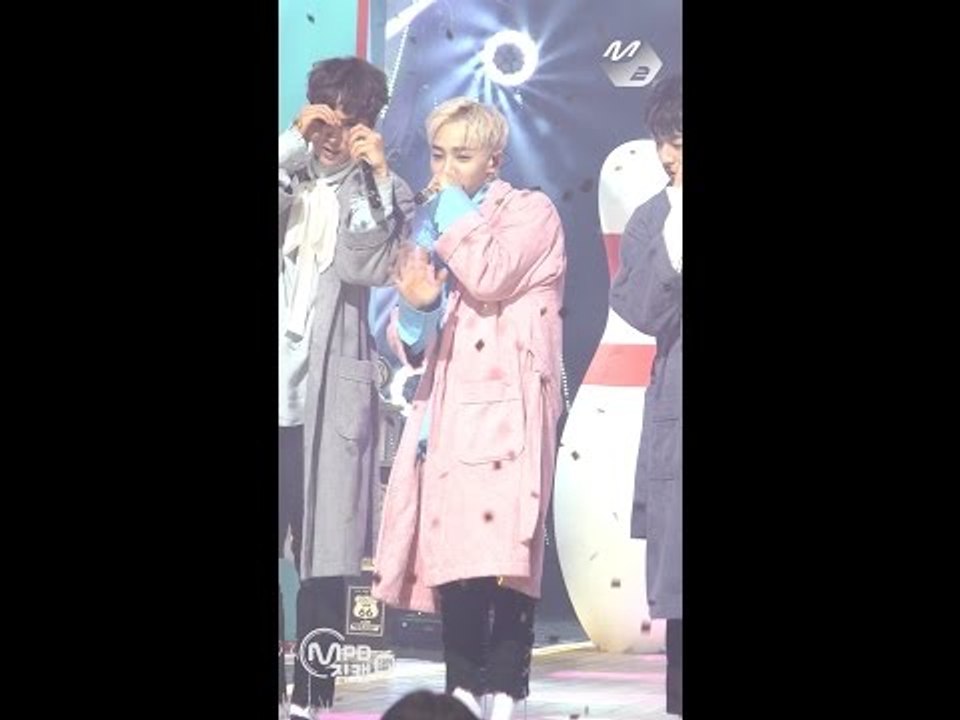 [MPD직캠] 하이라이트 이기광 직캠 얼굴 찌푸리지 말아요 Plz Don’t Be Sad Highlight LEE GIKWANG Fancam @엠카운트다운_170323