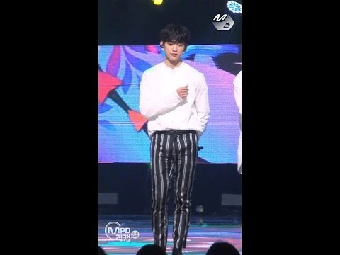 [MPD직캠] 갓세븐 진영 직캠 Q GOT7 JINYOUNG Fancam @엠카운트다운_170316