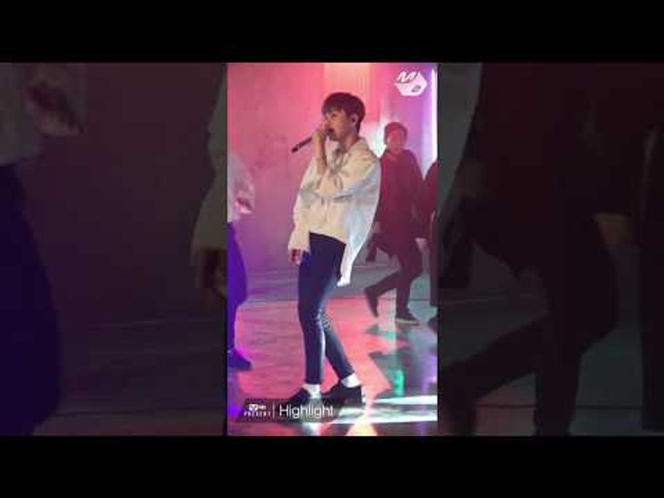 [MPD직캠] 하이라이트 용준형 직캠 'Calling You' (HighLight YONG JUN HYUNG FanCam) | @Mnet Present_2017.5.29