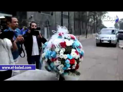 صدى البلد | بدء العزاء بالسفارة الفرنسية بالقاهرة ومواطنون يضعون الورود حدادا على ضحايا الحادث