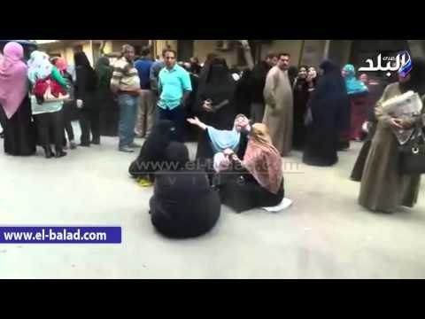 صدى البلد | عمال التشجير يقطعون الطريق بمحيط الوزراء