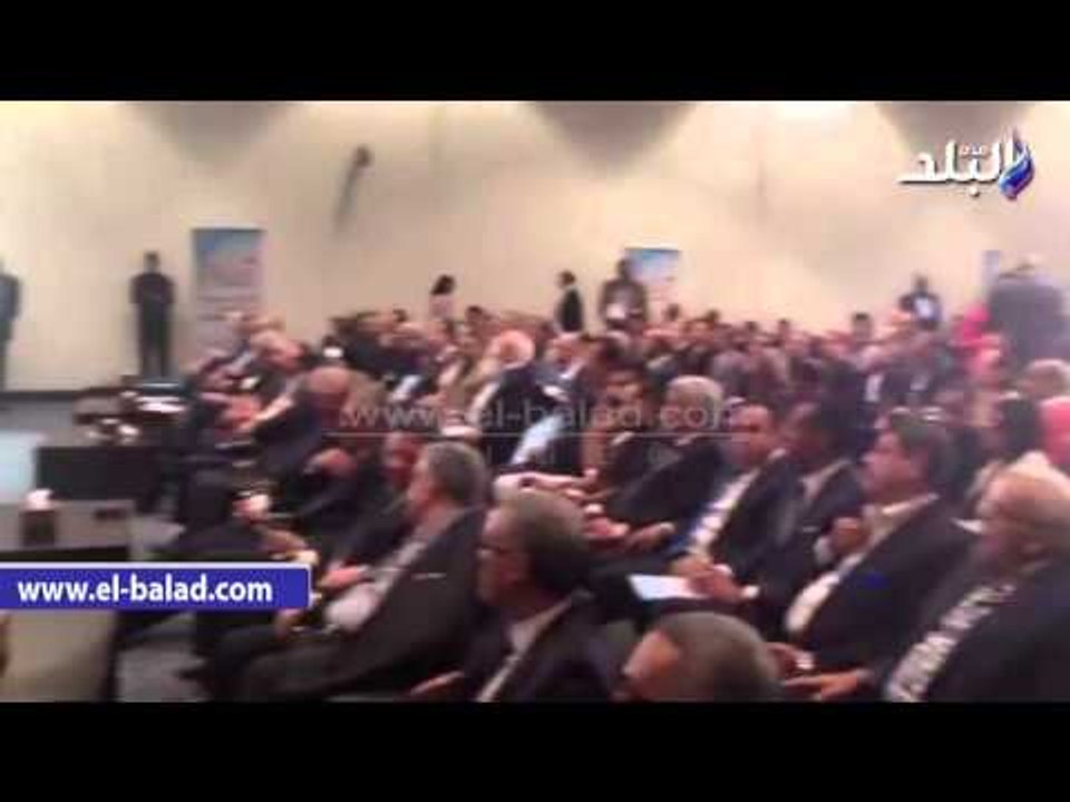 صدى البلد | مؤتمر"صناعة الامل  فى بلد  السلام "يبدا  بحداد  على ضحايا   الطائرة  الروسيه وفرنسا