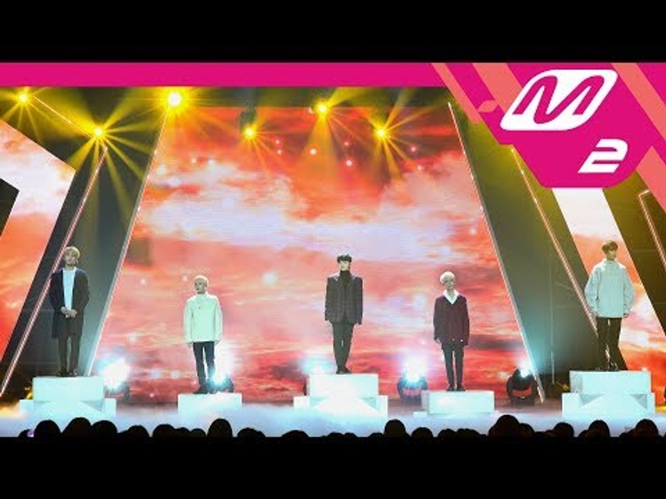 [MPD직캠] 세븐틴 직캠 4K '바람개비(PINWHEEL)' (SEVENTEEN FanCam) | @MNET PRESENT SPECIAL_2017.11.7