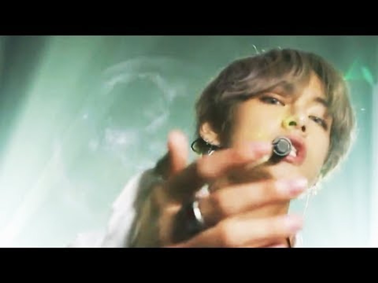 BTS - DNA (COMEBACK SHOW - BTS DNA)