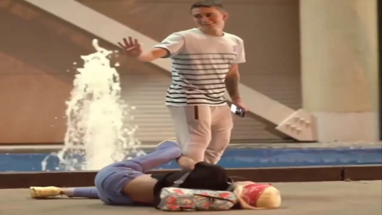 Parejas  hoy en Dia-Humor Comedia.
