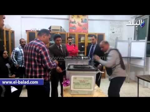 صدى البلد | بدء عمليات الفرز بمدرسة المجمع في القناطر