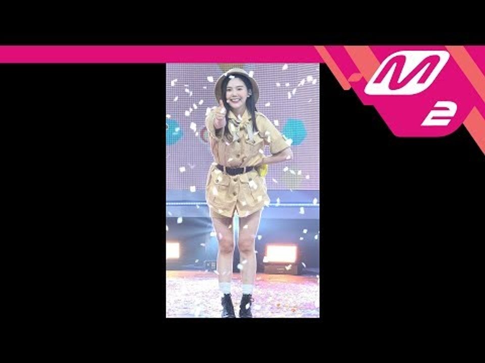 [MPD직캠] 오마이걸 반하나 효정 직캠 '바나나 알러지 원숭이' (OHMYGIRL BANHANA HYO JUNG FanCam) | @MCOUNTDOWN