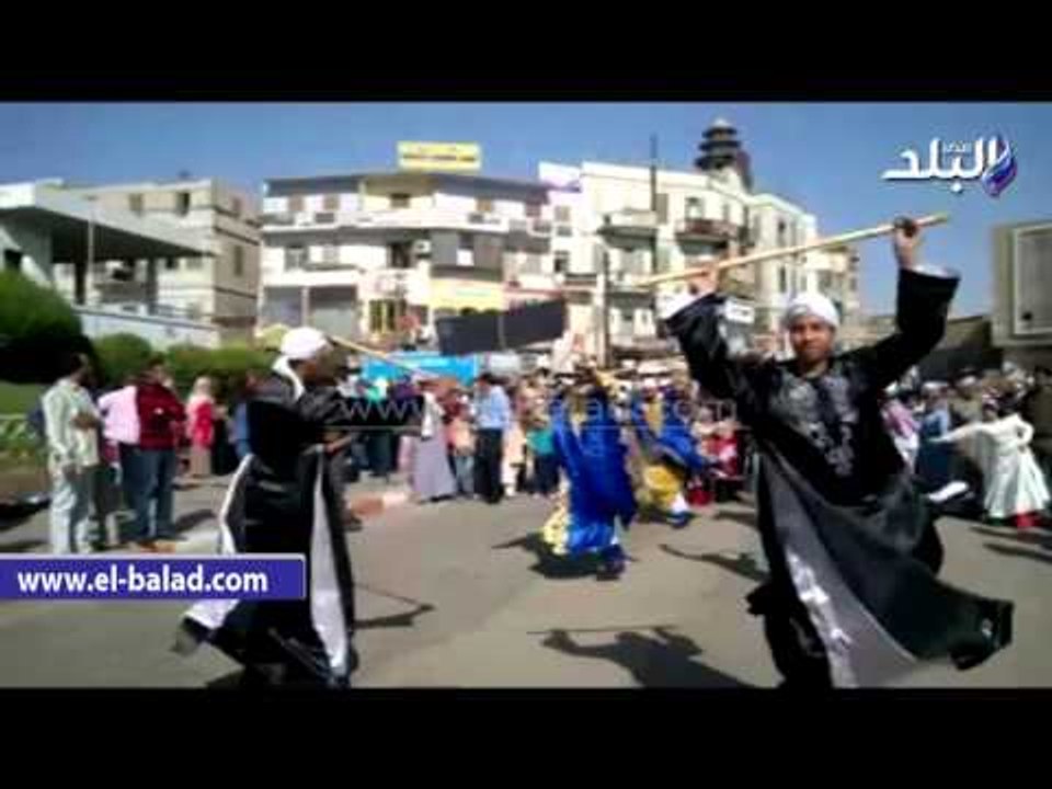 صدى البلد |  فرع ثقافة قنا يحتفل بأعياد الطفولة فى ميدان الساعة