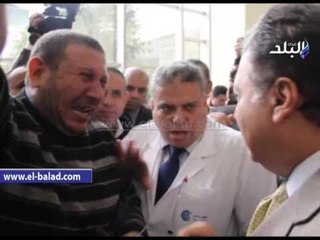 صدى البلد | والد مريض لوزير الصحة باكيا: "اروح لمين"