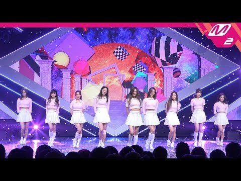 [MPD직캠] 프로미스나인 직캠 4K ‘다시 만난 세계(Into The New World)’ (fromis_9 FanCam) | @MCOUNTDOWN_2019.01.03