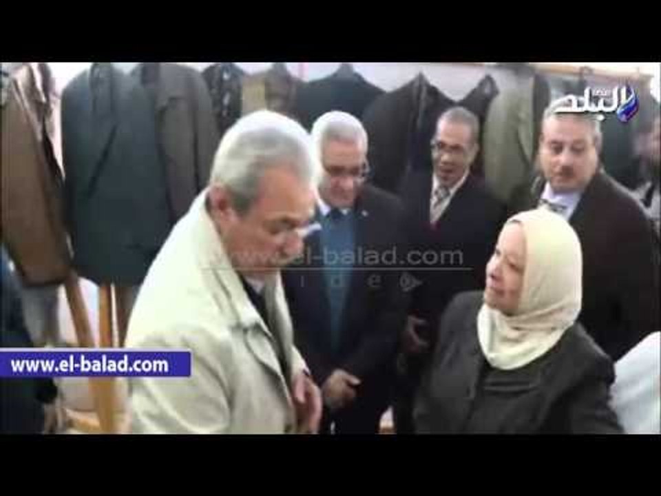 صدى البلد | إفتتاح معرض ملابس و80 ألف جنيه لعلاج الطلاب المصابين بفيروس سي بالمنيا