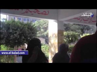 صدى البلد |  إقبال كبار السن على لجان مجمع القناطر
