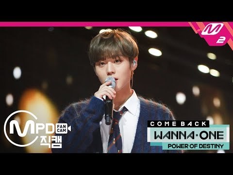 MPD직캠] 워너원 박지훈 직캠 '12번째 별(12TH STAR)' (Wanna One PARK JI HOON FanCam) | @COMEBACK SHOW_2018.11.22