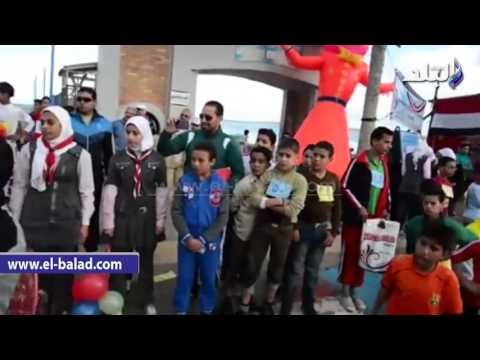صدى البلد | محافظ مطروح يشارك أبنائه في سباق اختراق ضاحية لطلبة المدارس