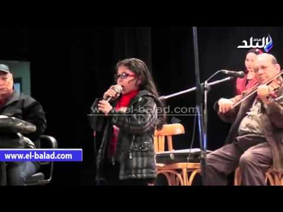 صدى البلد | "شذى" طفلة تبهر الجمهور باغنية "يا اغلى اسم فى الوجود" بـ"ثقافة الدقهلية"