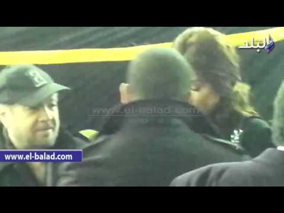 صدى البلد |  وصول طاهر أبو زيد ورجاء الجداوي ووفاء عامر وغادة عبد الرازق لعزاء ممدوح عبد العليم‎