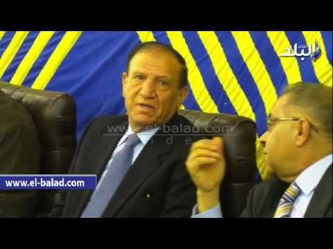 صدى البلد | سامى عنان يقدم واجب العزاء فى وفاة حماده إمام