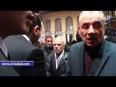 صدى البلد | وصول وزير التنمية المحلية و«أبو عيطة» ووحيد حامد لعزاء حمدي أحمد‎