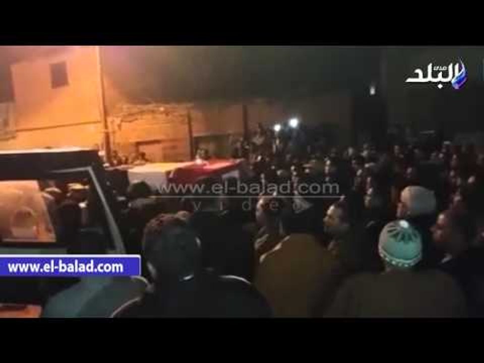 صدى البلد | الآلاف من أهالى الشرقية يشيعون جثمان الشهيد "محمود إمام" بمسقط رأسه بـ" كفر نوار حنا"