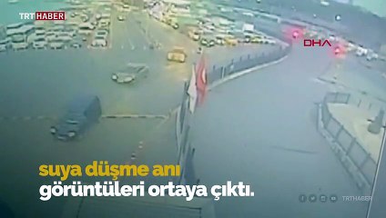 Eminönü'nde otomobil denize böyle uçtu