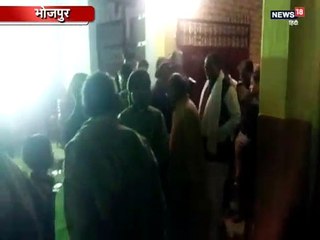 दूल्हा-दुल्हन पहना रहे थे एक दूसरे को वरमाला, उधर मंच पर खून से लथपथ पड़ा था भाई