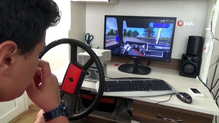 15 yaşındaki kaşif yerli oyun konsolu yaptı