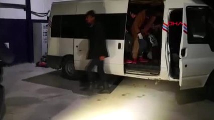 Van'da 15 Kişilik Minibüste 32 Kaçak Yakalandı