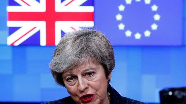 Brexit: Theresa May in last-ditch warning to EU over backstop