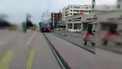 Bursa’da tehlikeli yolculuk!