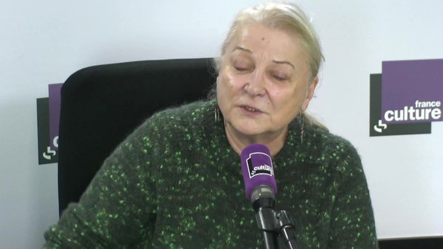 Josiane Balasko : Je trouve qu'en France les femmes de plus de 50 ans ont une place, du moins, beaucoup d'actrices connues ont plus de 50 ans.