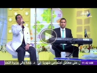 فقرة فنية مع المطرب محمود درويش قائد فرقة كنوز للموسيقى العربية