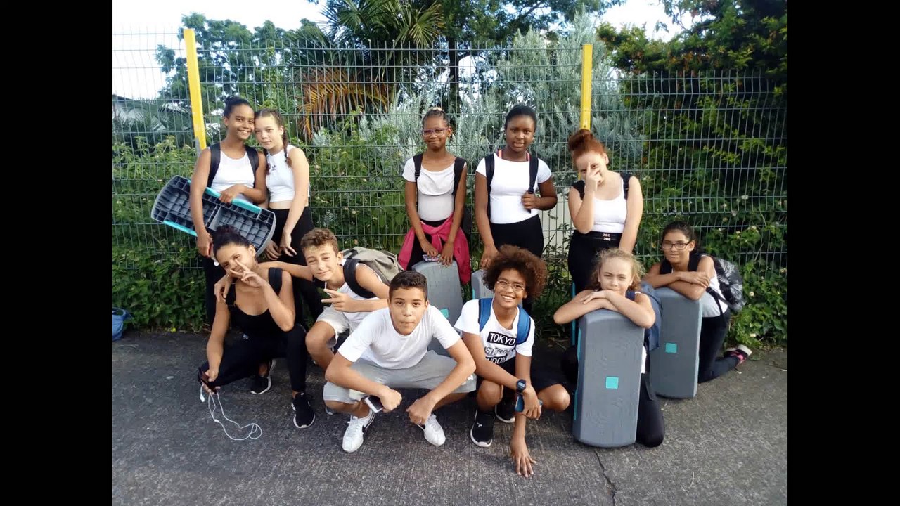 REPRESENTATION SCENIQUE UNSS HIP HOP STEP