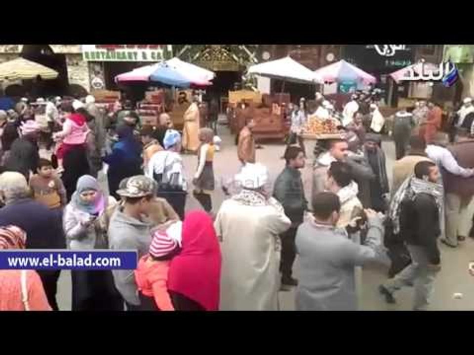 صدى البلد | توافد المئات لإحياء ذكرى مولد الحسين